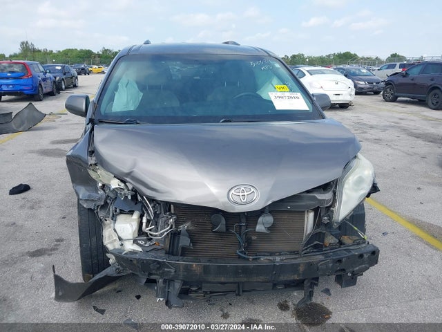 Toyota Sienna Le 8 Passenger 2017 5TDKZ3DC7HS792015 Image 6