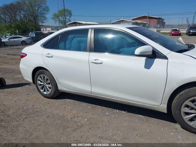 Toyota CAMRY LE 2015 4T4BF1FKXFR464258 Image 13