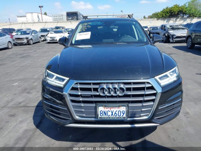 WA1BNAFY8K2101916 Audi Q5 45 Premium