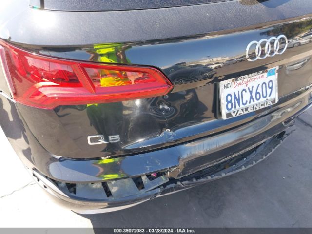 WA1BNAFY8K2101916 Audi Q5 45 Premium