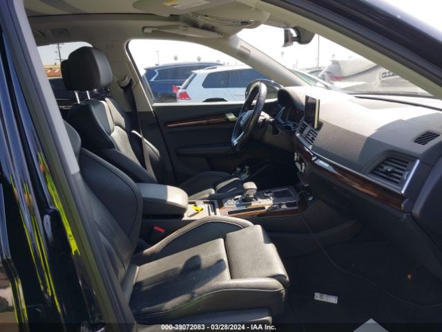 WA1BNAFY8K2101916 Audi Q5 45 Premium