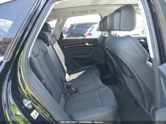 WA1BNAFY8K2101916 Audi Q5 45 Premium