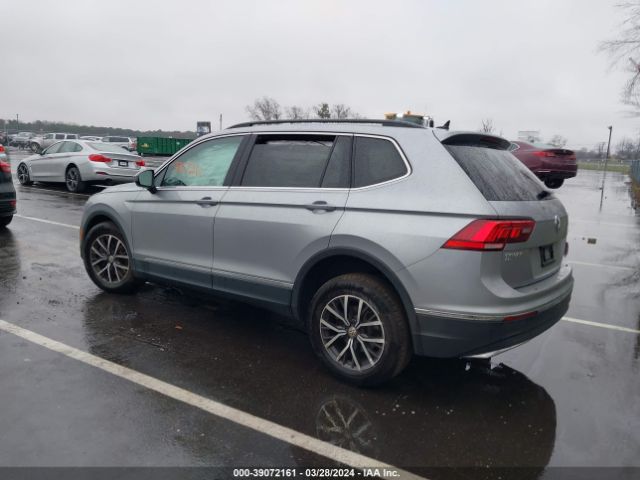 3VV2B7AXXLM045439 Volkswagen Tiguan 2.0t Se/2.0t Se R-line Black/2.0t Sel