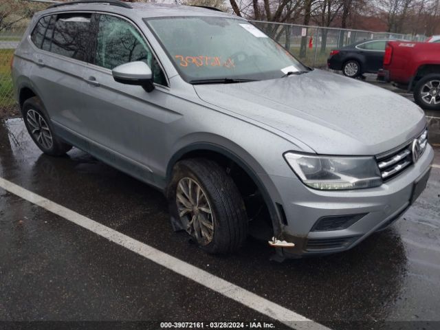 3VV2B7AXXLM045439 Volkswagen Tiguan 2.0t Se/2.0t Se R-line Black/2.0t Sel