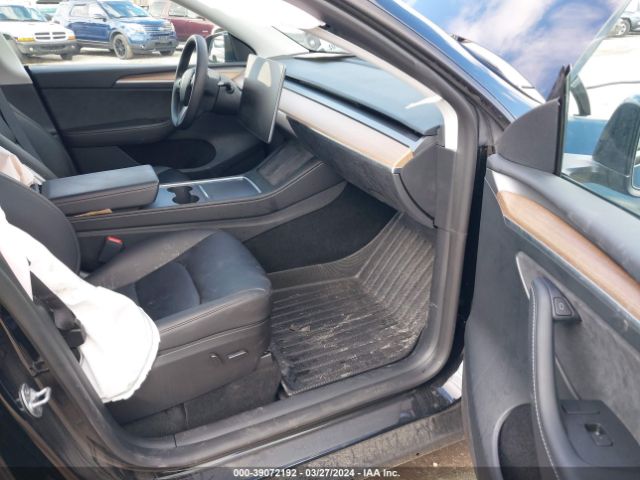 2023 TESLA MODEL Y 7SAYGDEE3PF754681 Photo 4