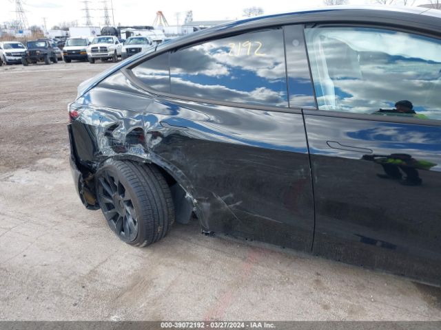 2023 TESLA MODEL Y 7SAYGDEE3PF754681 Photo 5