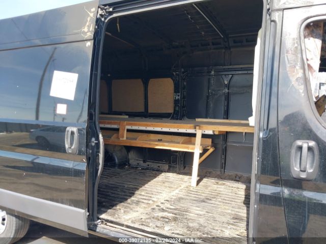 3C6TRVDG9JE159901 RAM Promaster 2500 High Roof 159 Wb
