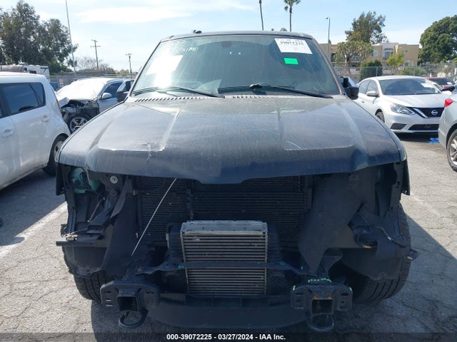 5LMJJ3LT5HEL11259 Lincoln Navigator L Reserve