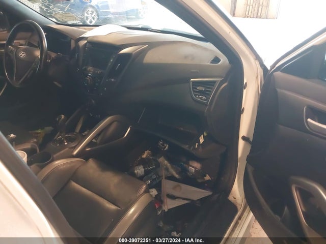 Hyundai Veloster Turbo 2016 KMHTC6AE7GU267605 Image 5
