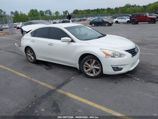 2015 1N4AL3AP5FC218604 main image