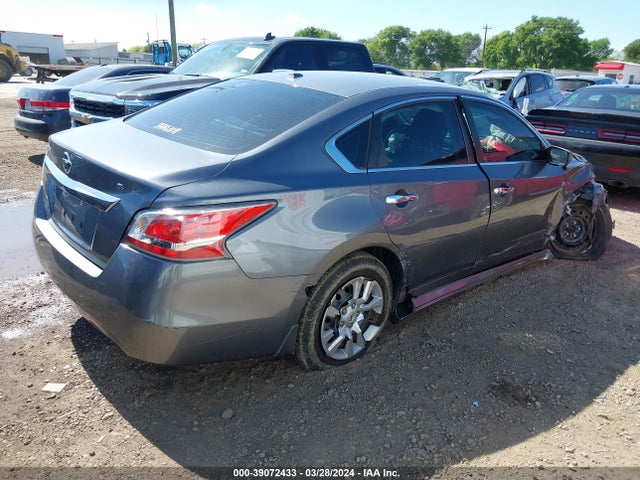 Nissan Altima 2.5 S 2015 1N4AL3AP8FN347263 Image 4