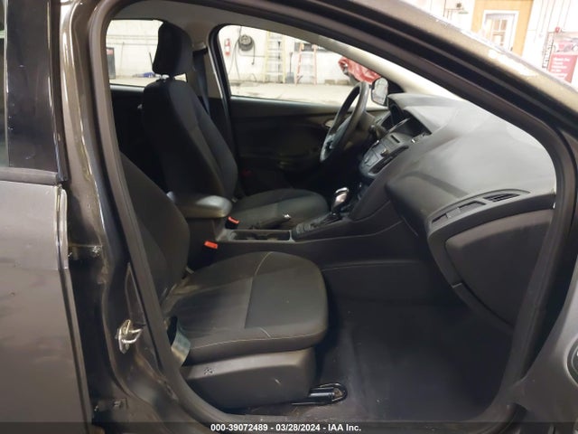 Ford FOCUS SE 2015 1FADP3K25FL213195 Image 5