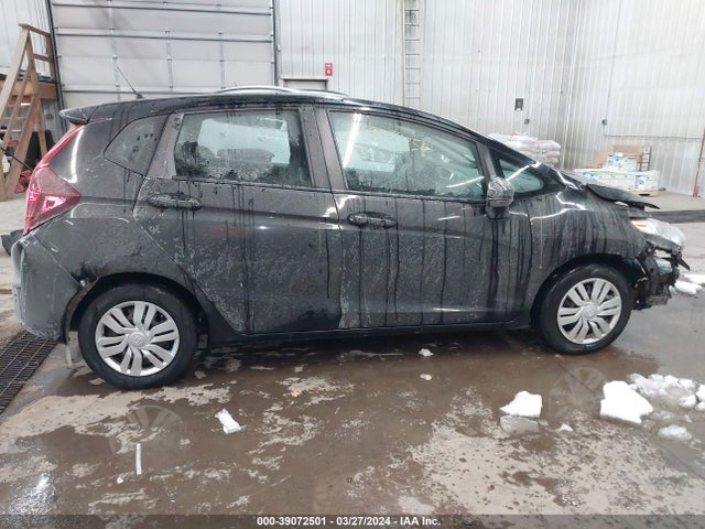 Honda FIT LX 2017 3HGGK5H55HM709023 Image 14