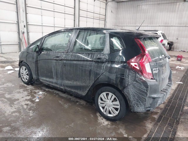Honda FIT LX 2017 3HGGK5H55HM709023 Image 3