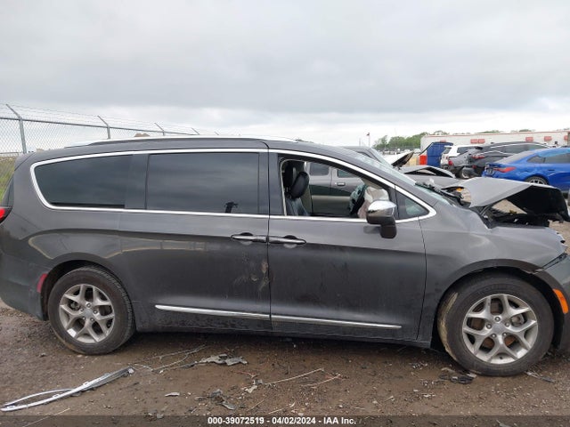 Chrysler Pacifica Limited 2019 2C4RC1GG9KR589338 Image 13