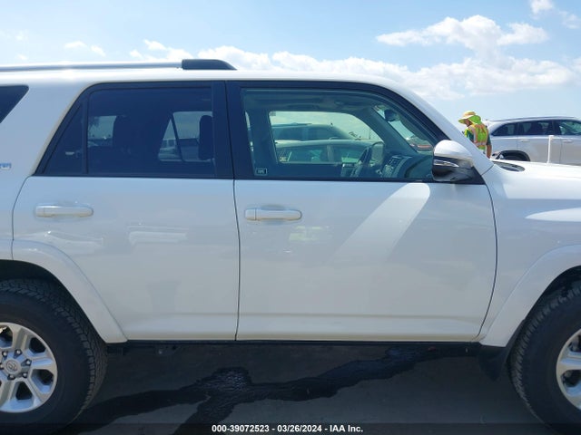 Toyota 4runner Sr5 Premium 2023 JTEFU5JR1P5281310 Image 13