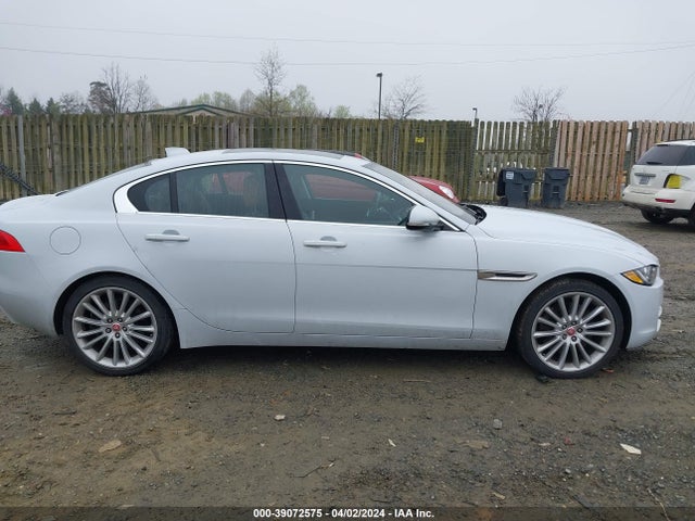 SAJAN4EV8JCP17717 Jaguar Xe 35t Portfolio Limited Edition