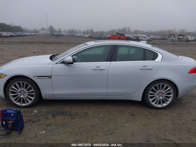 SAJAN4EV8JCP17717 Jaguar Xe 35t Portfolio Limited Edition
