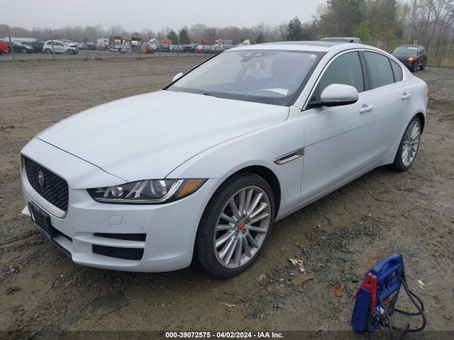 2018 JAGUAR XE SAJAN4EV8JCP17717 Photo 1