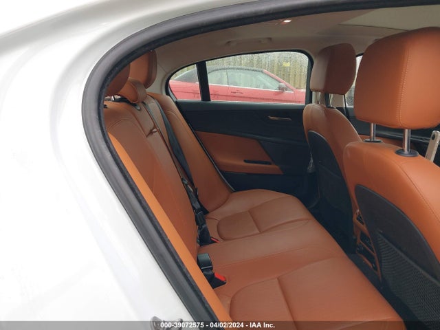 2018 JAGUAR XE SAJAN4EV8JCP17717 Photo 7