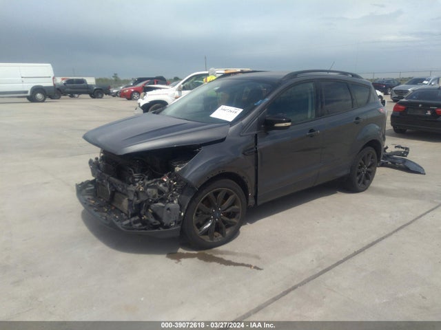 Ford Escape Titanium 2017 1FMCU0J94HUA13400 Image 2