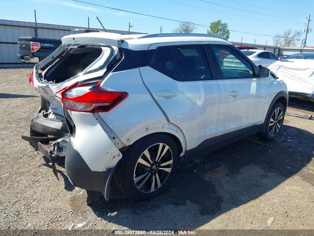 Nissan KICKS SV 2018 3N1CP5CU1JL538444 Image 4