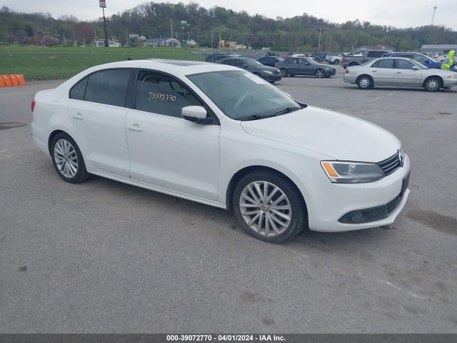 2014 3VWLL7AJ5EM381348 main image