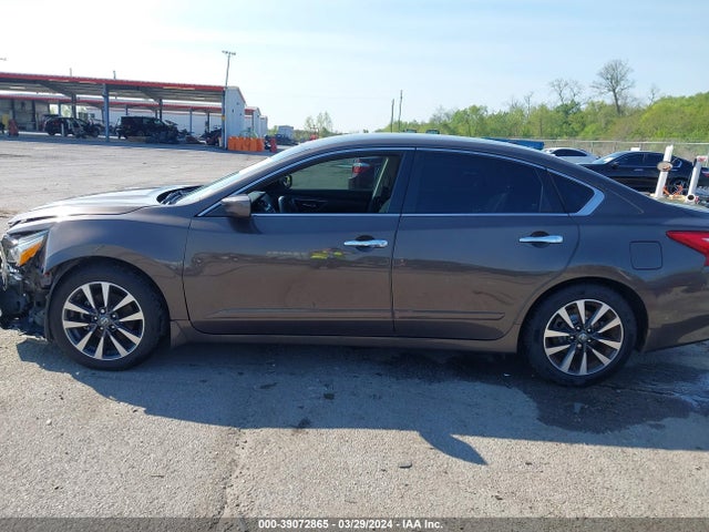 Nissan Altima 2.5 Sv 2017 1N4AL3AP0HC196112 Image 14