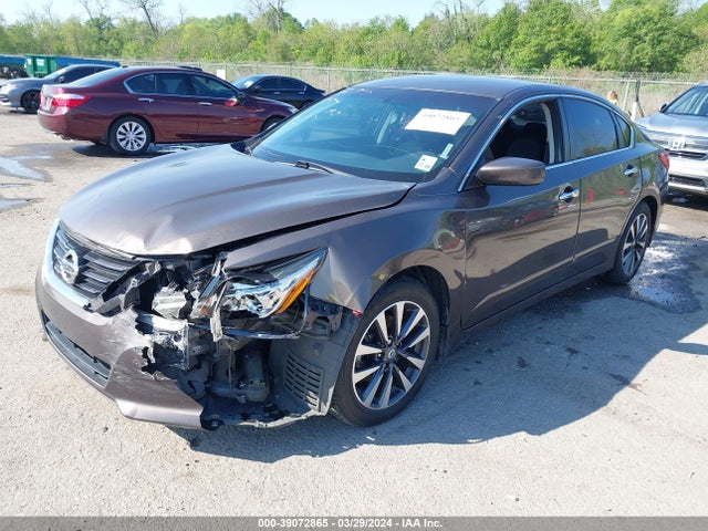 Nissan Altima 2.5 Sv 2017 1N4AL3AP0HC196112 Image 2
