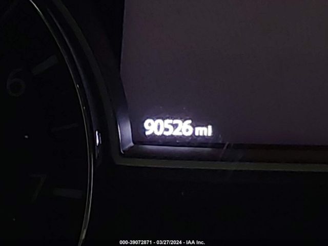 5N1DR2MM8JC673274 Nissan Pathfinder Sv
