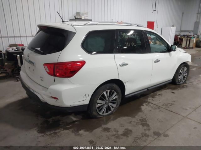 5N1DR2MM8JC673274 Nissan Pathfinder Sv