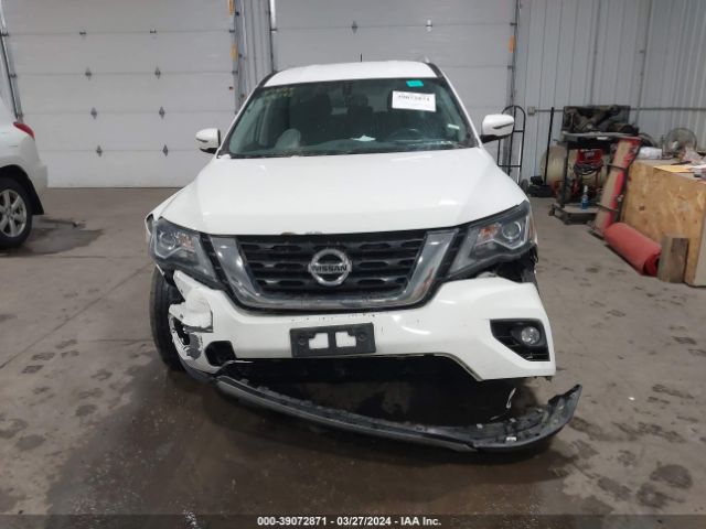 5N1DR2MM8JC673274 Nissan Pathfinder Sv