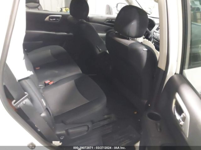 5N1DR2MM8JC673274 Nissan Pathfinder Sv