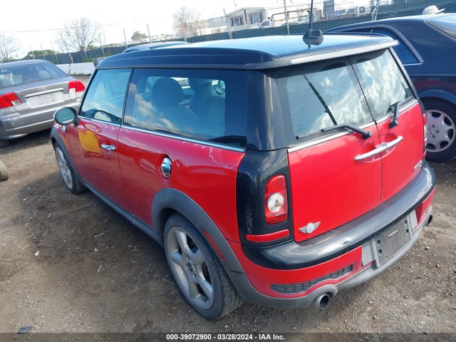 2008 MINI COOPER S CLUBMAN WMWMM33518TP89300 Photo 2