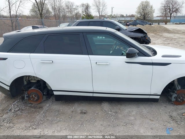 Land Rover Range Rover Velar D180 Hse R-dynamic 2018 SALYM2RN9JA734836 Image 13