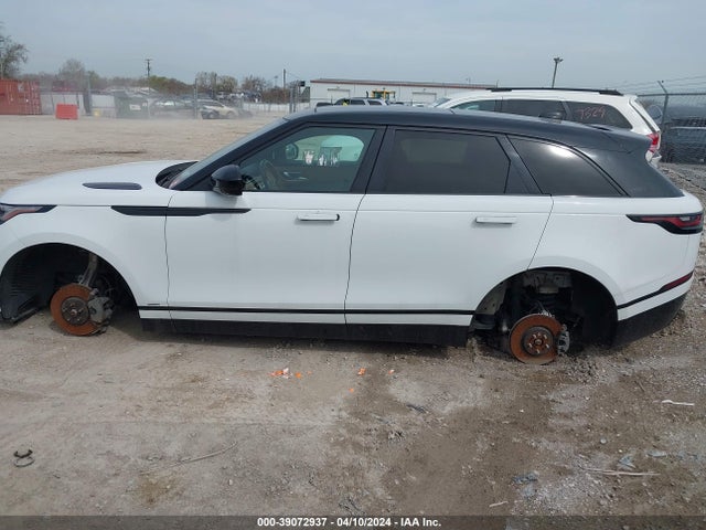 Land Rover Range Rover Velar D180 Hse R-dynamic 2018 SALYM2RN9JA734836 Image 14