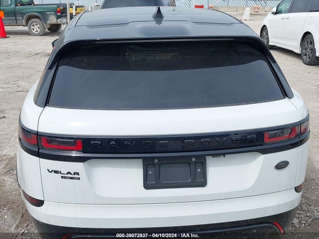Land Rover Range Rover Velar D180 Hse R-dynamic 2018 SALYM2RN9JA734836 Image 16