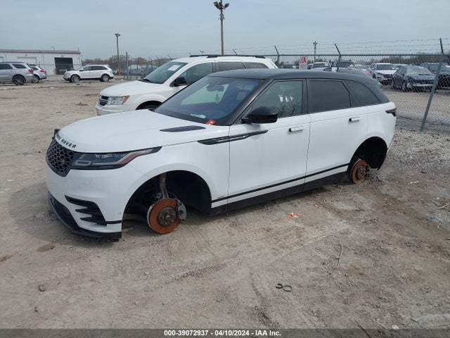 Land Rover Range Rover Velar D180 Hse R-dynamic 2018 SALYM2RN9JA734836 Image 2