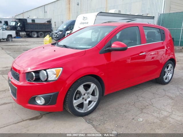 Chevrolet Sonic Ltz Auto 2016 1G1JE6SB1G4134535 Image 2