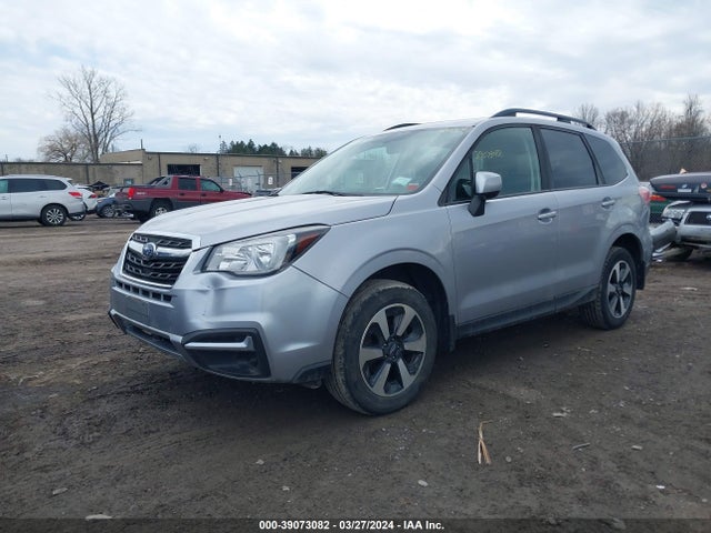 Subaru Forester 2.5i Premium 2017 JF2SJAEC3HH594547 Image 2
