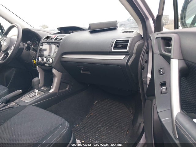 Subaru Forester 2.5i Premium 2017 JF2SJAEC3HH594547 Image 5