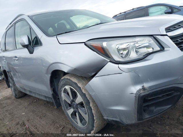 Subaru Forester 2.5i Premium 2017 JF2SJAEC3HH594547 Image 6