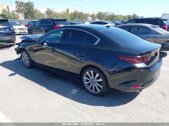 3MZBPAEM1KM100675 Mazda Mazda3 Premium Package