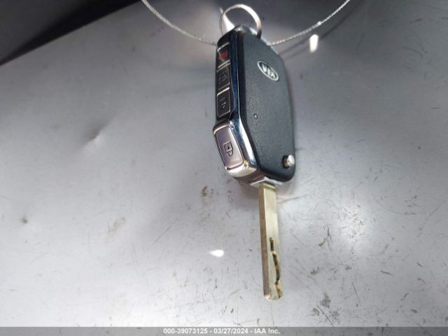 KNDJ63AU7M7745668 KIA Soul Gt-line