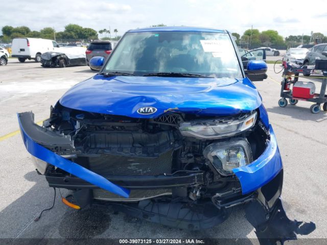 KNDJ63AU7M7745668 KIA Soul Gt-line
