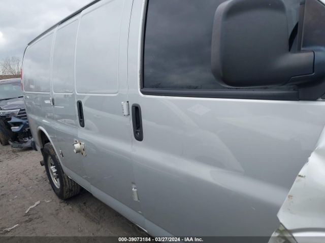 1GTW7AFG6J1313839 GMC Savana 2500 Work Van