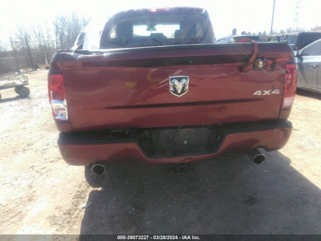 1C6RR7KT8JS352964 RAM 1500 Express  4x4 5'7 Box