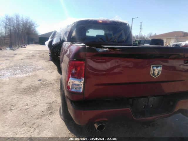 1C6RR7KT8JS352964 RAM 1500 Express  4x4 5'7 Box
