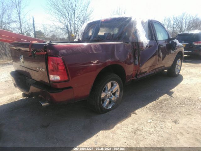 1C6RR7KT8JS352964 RAM 1500 Express  4x4 5'7 Box