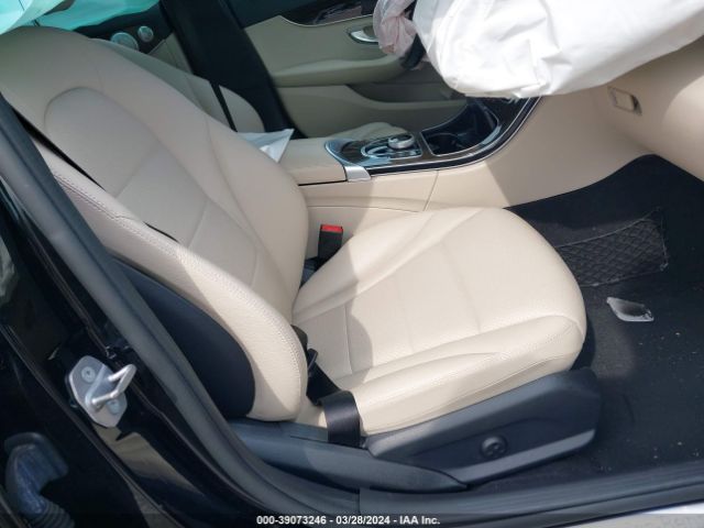 55SWF4KB6JU266302 Mercedes-Benz C 300 4matic